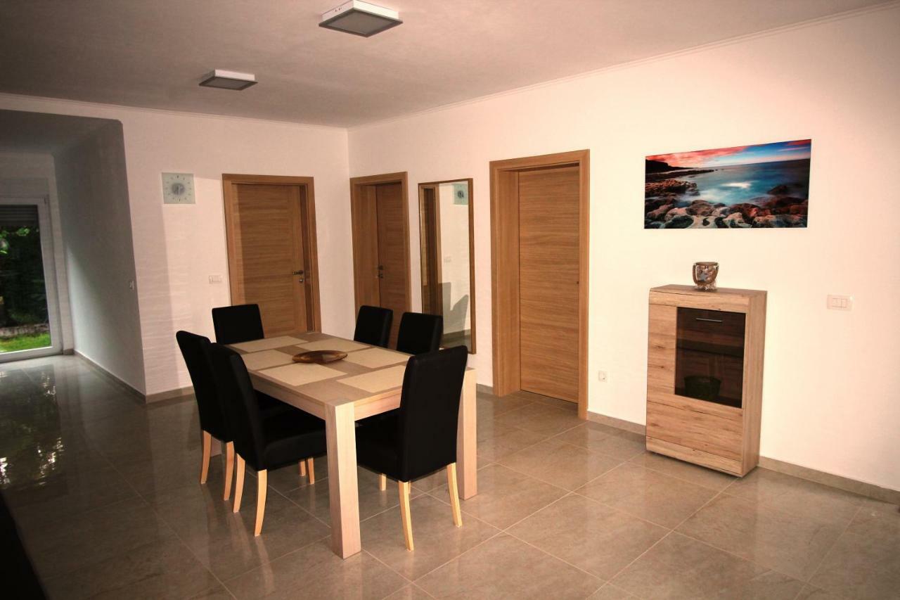 Apartment ウマグ エクステリア 写真