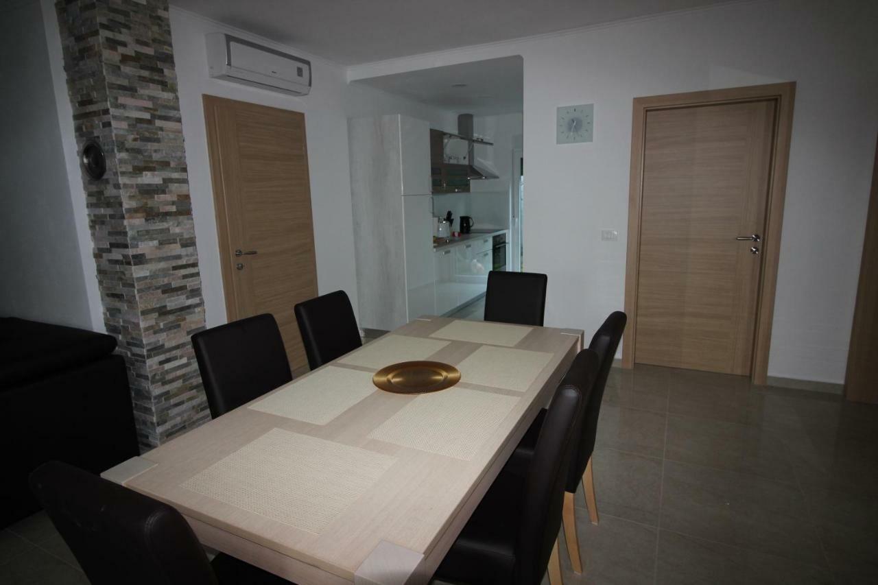 Apartment ウマグ エクステリア 写真