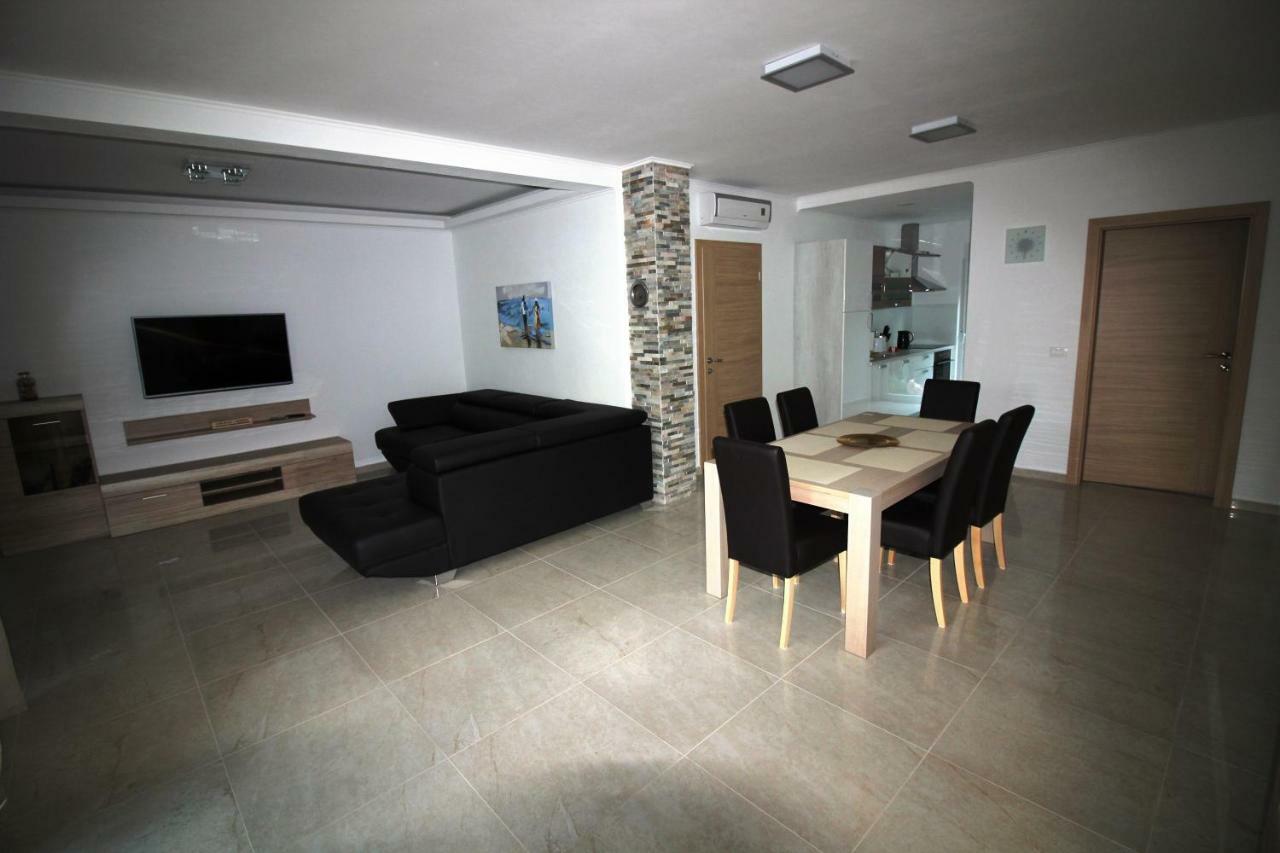 Apartment ウマグ エクステリア 写真